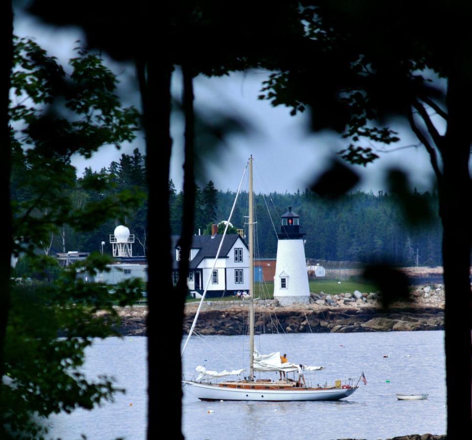 Dragonwood Castle On Waterfront With Stunning View Villa Prospect Harbor Exterior photo