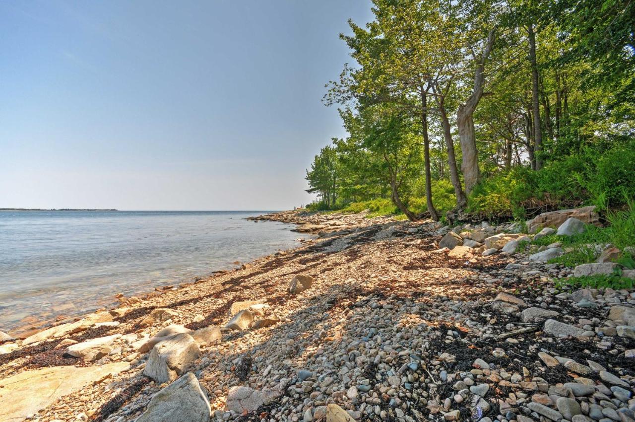 Dragonwood Castle On Waterfront With Stunning View Villa Prospect Harbor Exterior photo